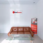 Reddoorz Syariah Near Uisu Medan