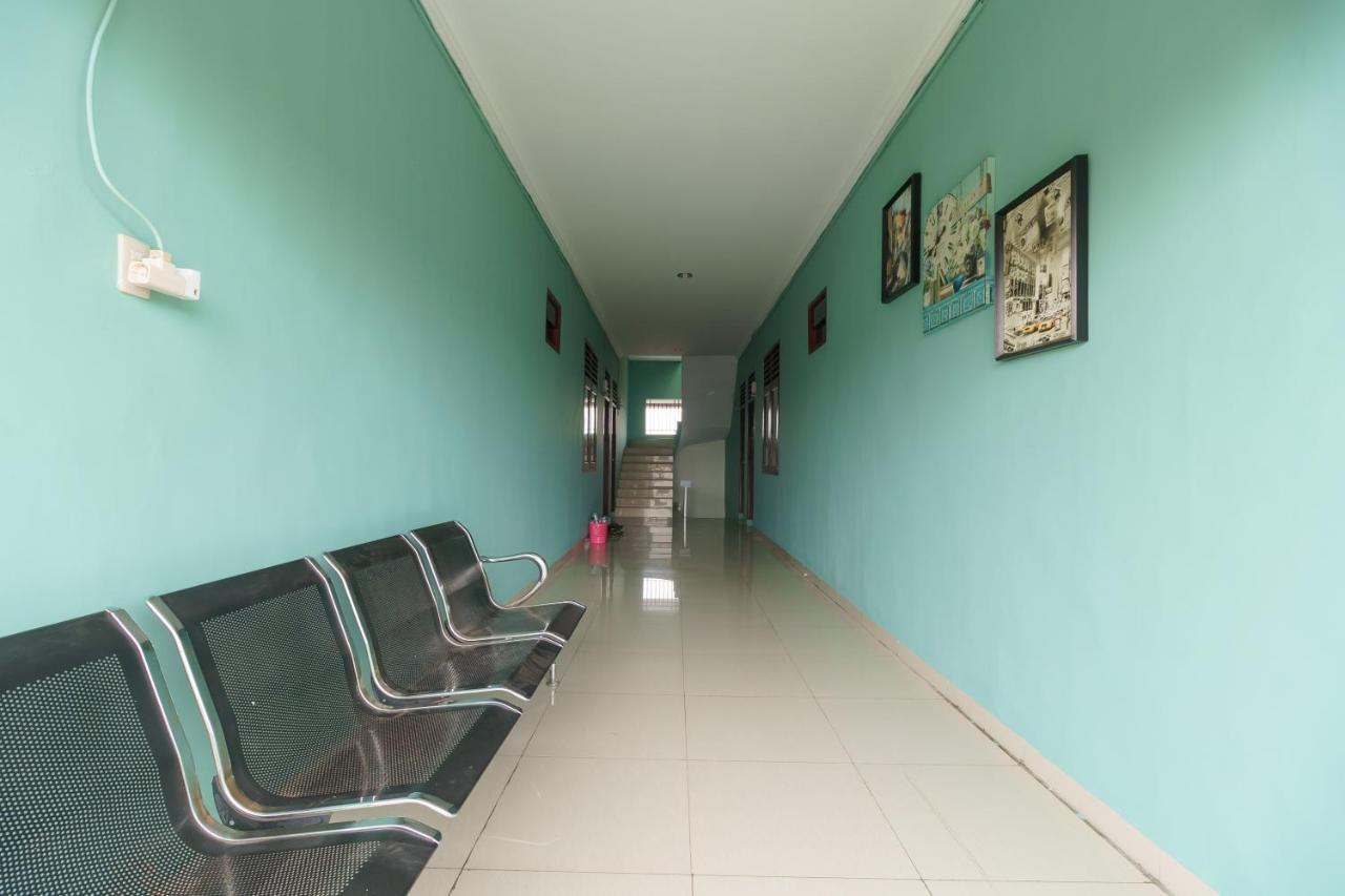Reddoorz Syariah Near Uisu